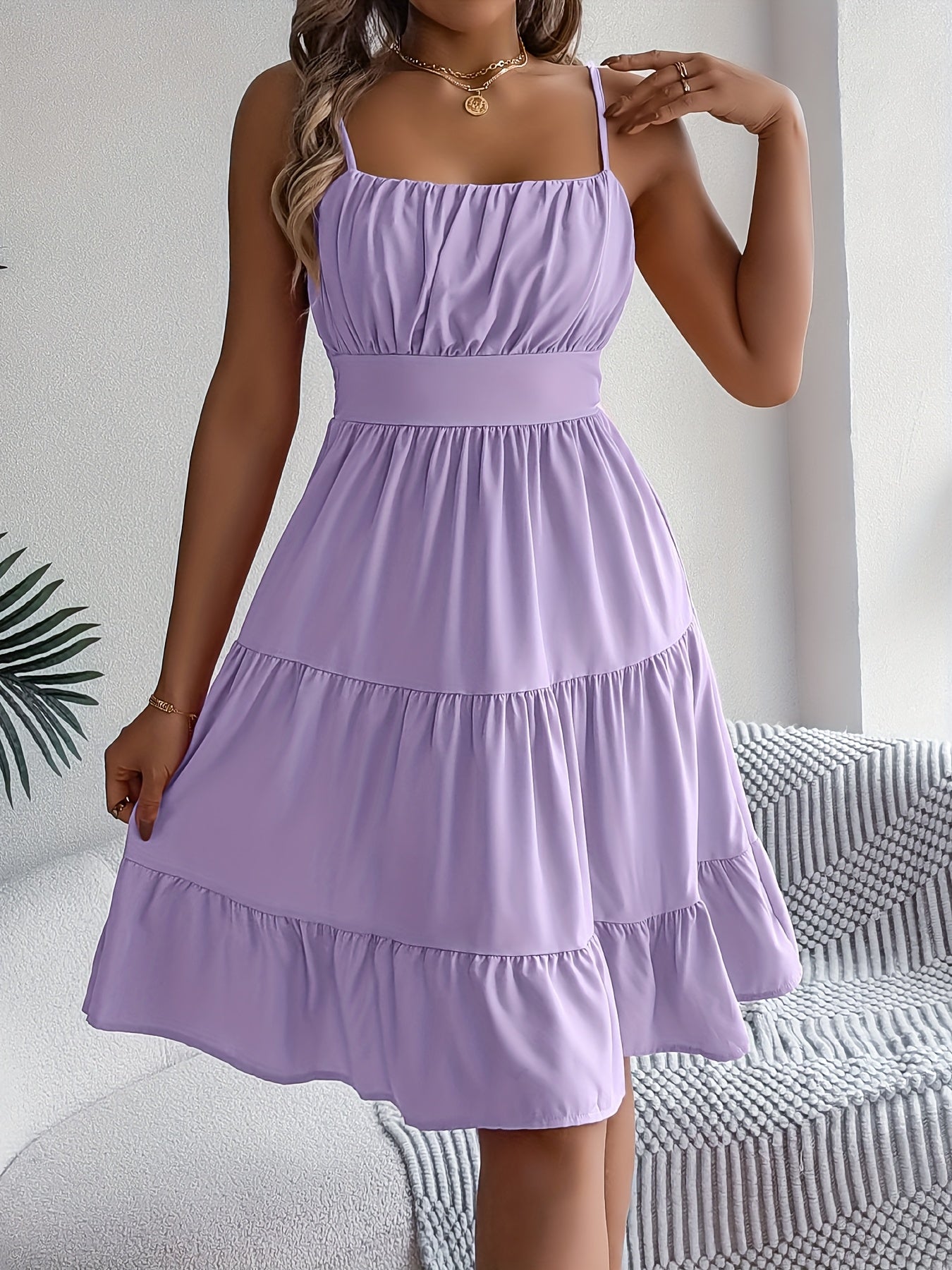 Robe d'été femme style décontracté à bretelles fines, volants, allure vacances