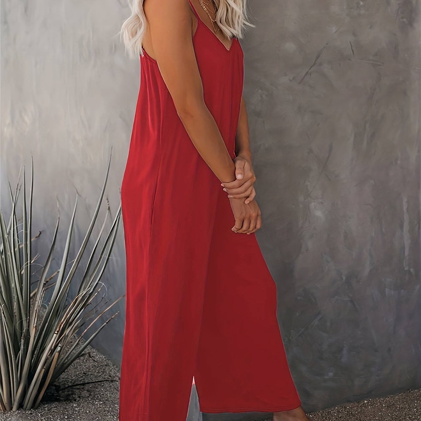 Mono holgado casual para mujer estilo verano con tirantes finos y bolsillos – Look chic y cómodo para vacaciones o ciudad