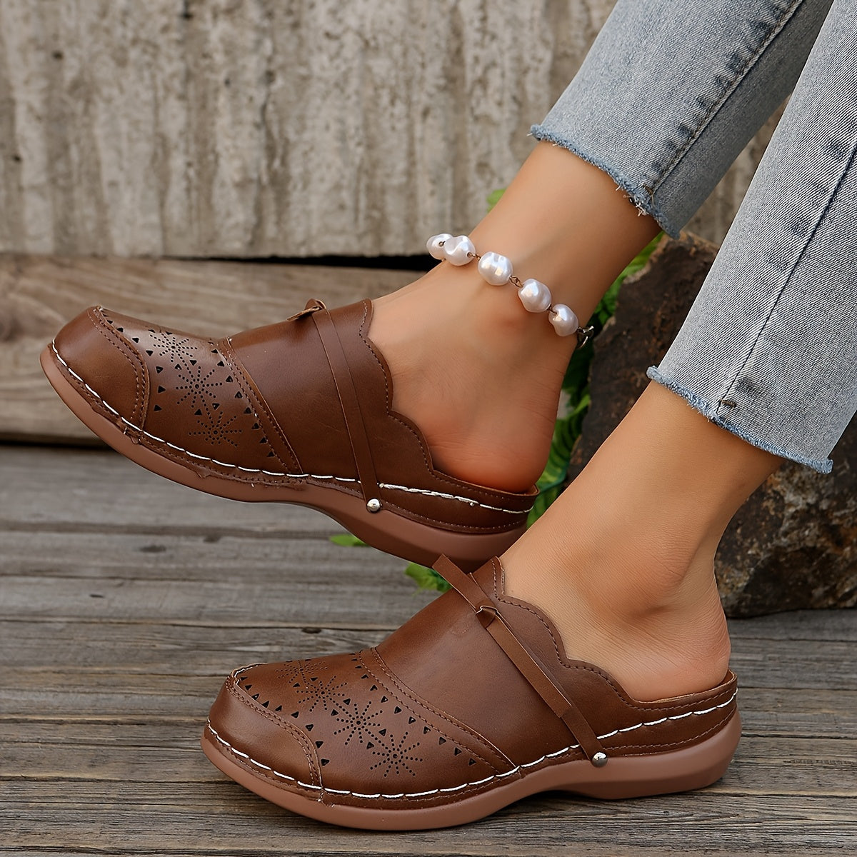 Drewniaki vintage na platformie na obcasie dla kobiet – Styl casualowy i elegancki
