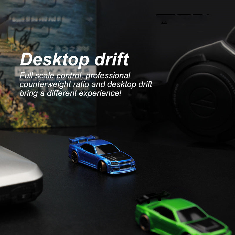 Voiture RC Drift 1:76 pour adultes et adolescents – Modèle C64, style turbo, idéale pour course sur table et drift