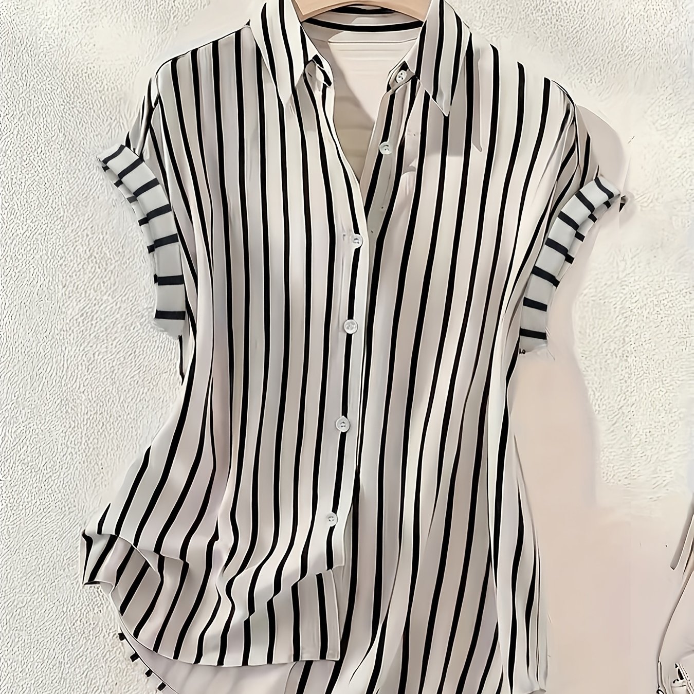 Elegante damesblouse met verticale strepen, casual zomerstijl