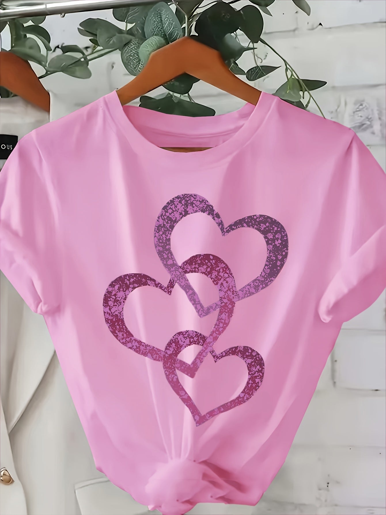 Damen-T-Shirt im lässigen Stil mit glitzernden Herzmotiven, kurze Ärmel, ideal für den Sommer  