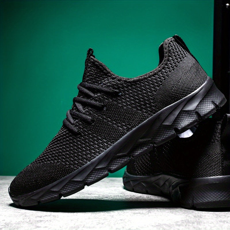 Moderne Sportschuhe für Damen zum Training und für den Alltag