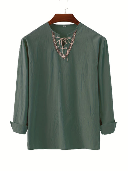 Vintage skjorte med snøret krave til mænd - afslappet og elegant stil