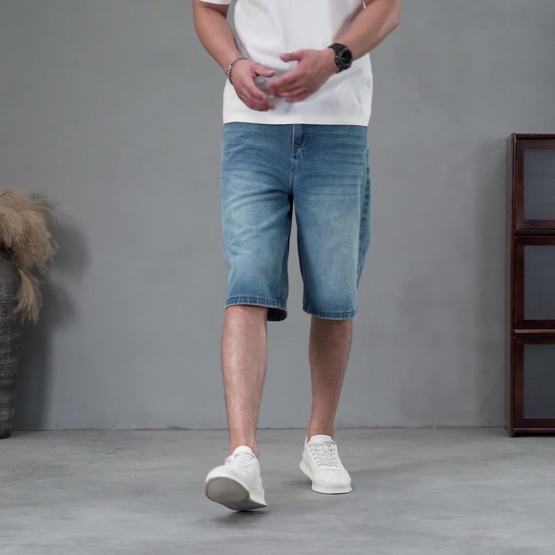 Bermuda amplio para hombre estilo casual urbano