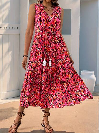 Elegancka sukienka damska bez rękawów w stylu boho na lato i wiosnę
