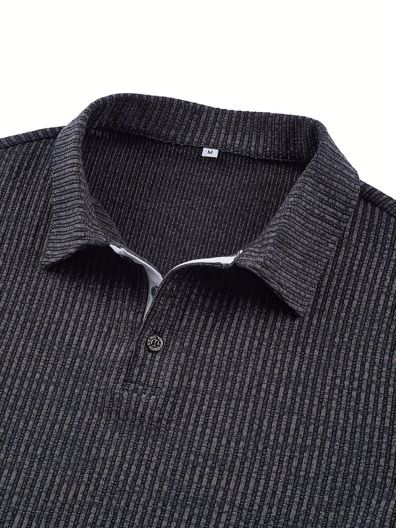 Polo homme manches courtes style moderne pour tenue décontractée chic