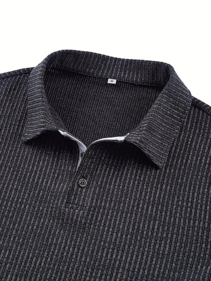 Polo homme manches courtes style moderne pour tenue décontractée chic