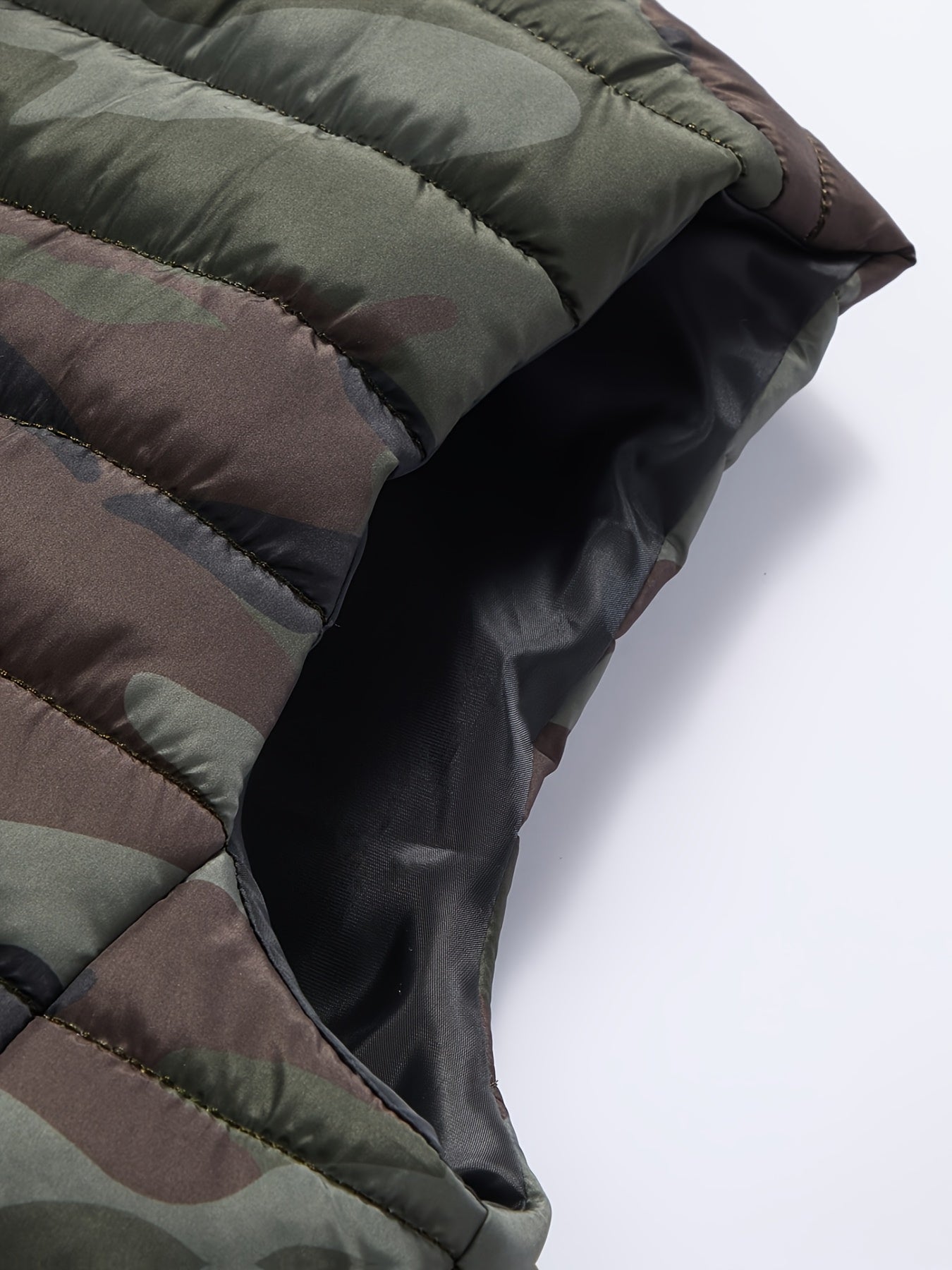 Doudoune sans manches homme matelassée motif camouflage vert militaire