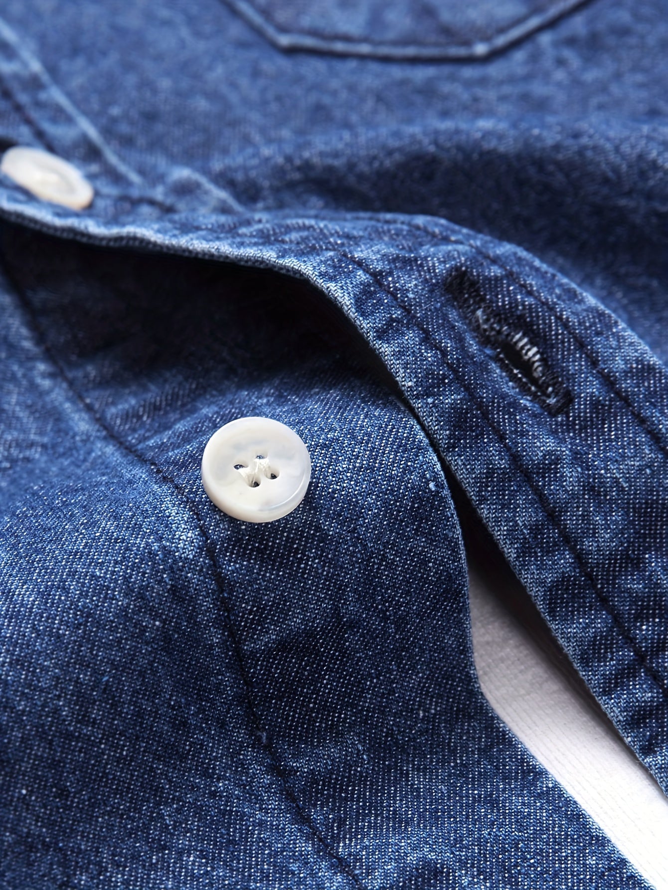 Chemise casual homme à manches longues style denim – Idéale pour le week-end et la mi-saison