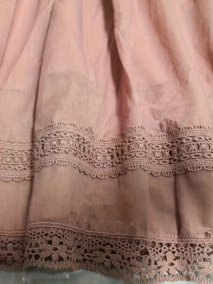 Gonna lunga donna stile bohémien con pizzo, elegante e fluida per l'estate
