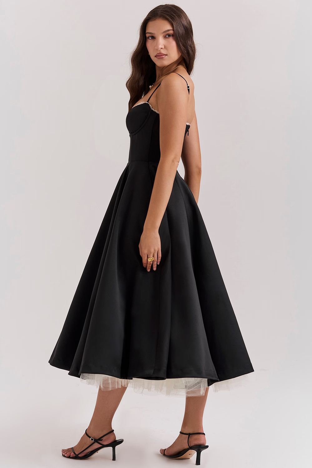 Robe de soirée élégante femme style princesse bustier jupe midi évasée