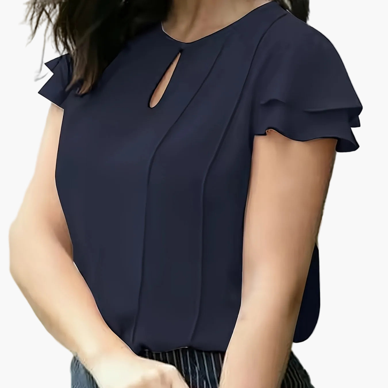 Blouse élégante à manches courtes volantées pour femme, style bureau et sorties