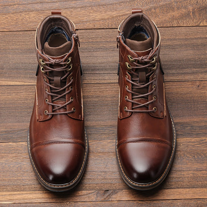Bottes montantes pour homme marron avec lacets et semelle bleue contrastante