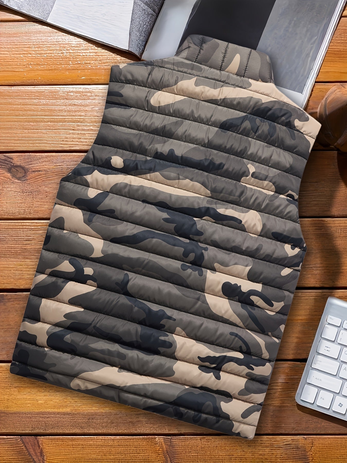 Doudoune sans manches homme matelassée motif camouflage vert militaire