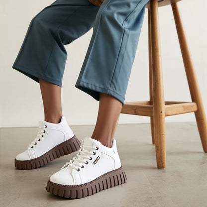 Baskets montantes femme à plateforme crantée semelle épaisse noires ou beiges