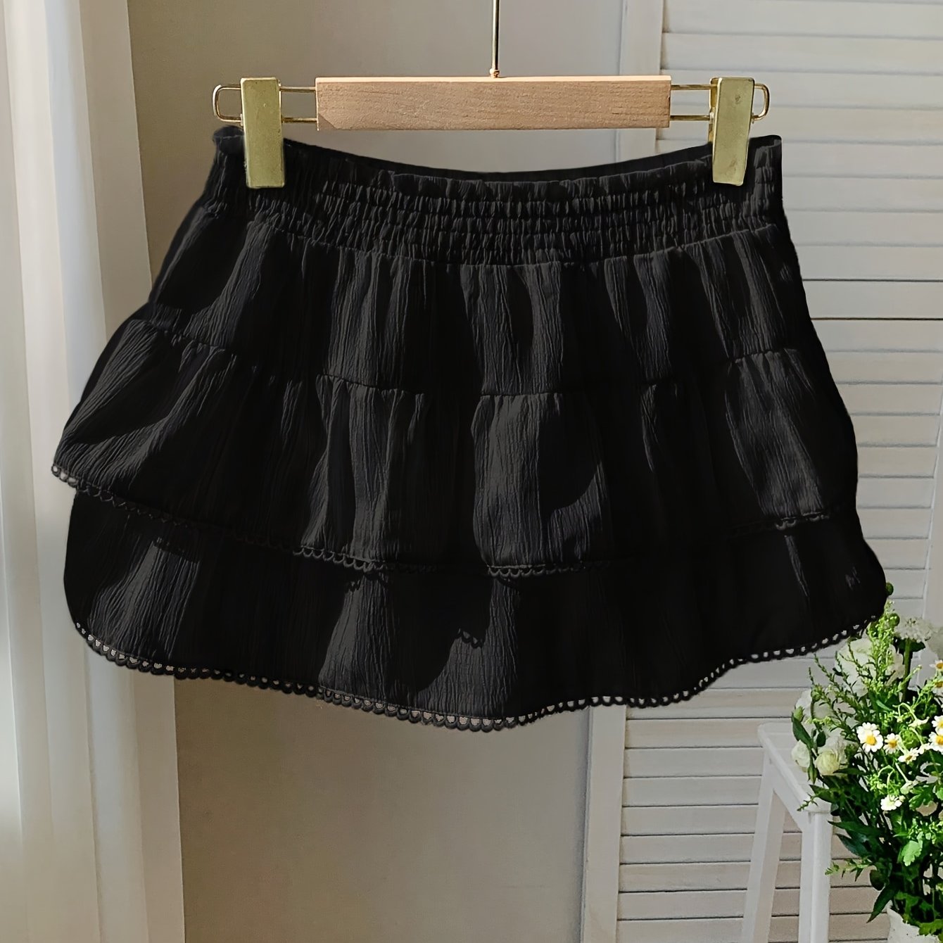 Bohemian-style ruffled mini skirt for women - Elegant and summery