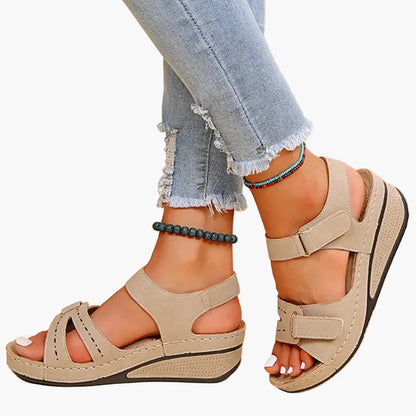 Sandales compensées ergonomiques femme – style décontracté et confort au quotidien