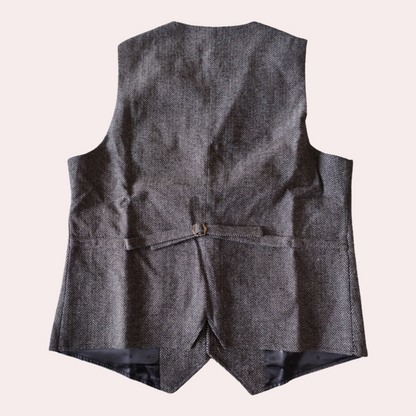 Elegant väst för herr – Modern och mångsidig stil, perfekt för chic eller avslappnad look
