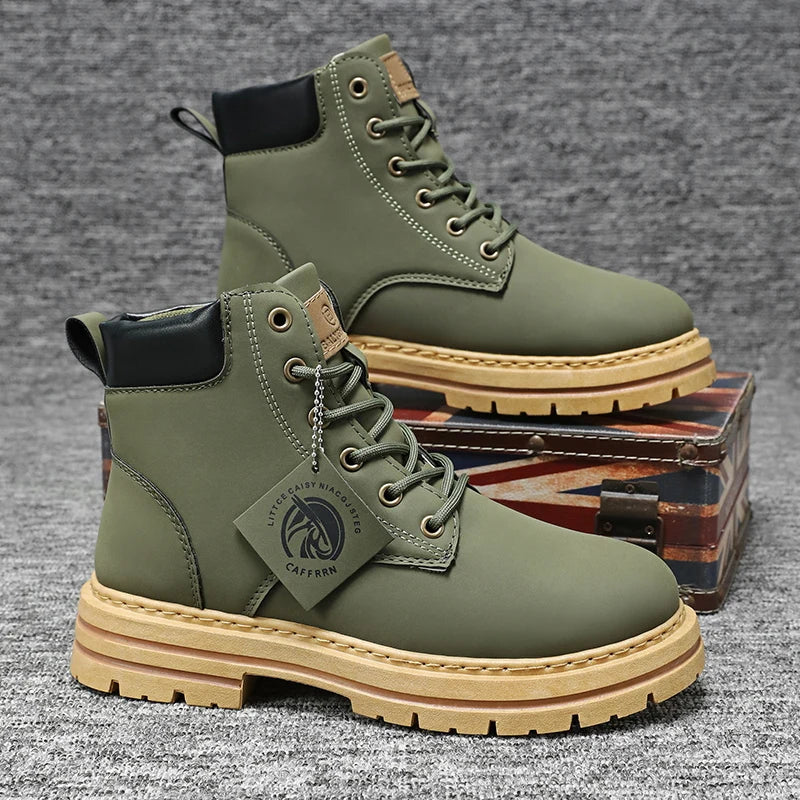 Bottes de randonnée robustes homme style urbain et aventure