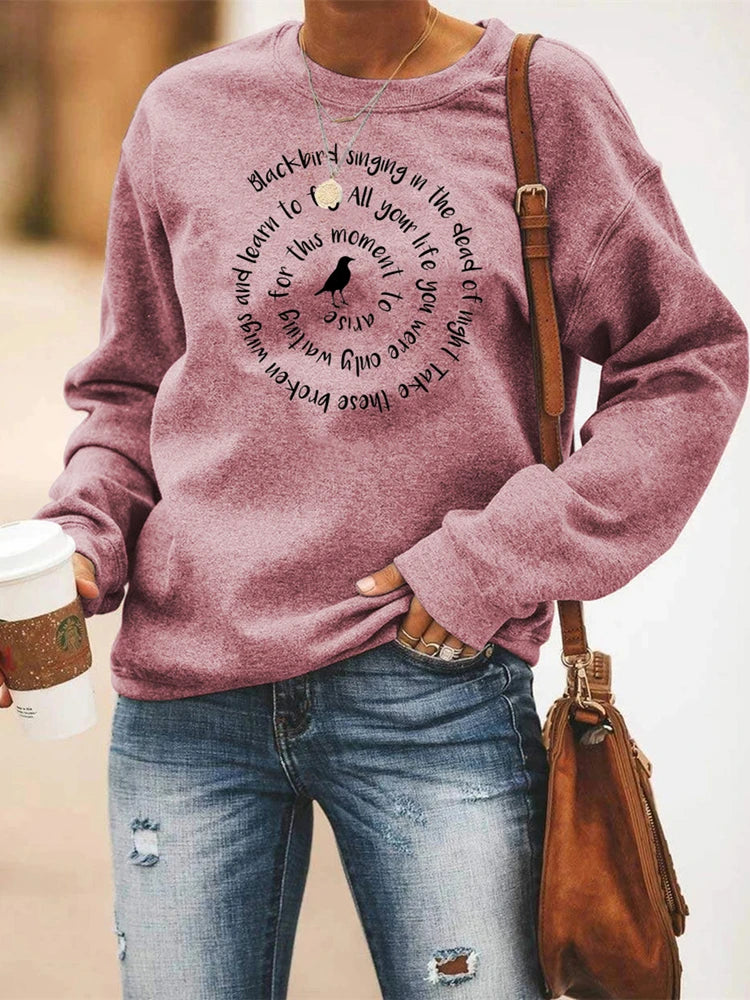 Jersey informal para mujer con cuello redondo, estampado de pájaro y frase