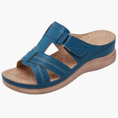 Sandales à enfiler confort compensées pour femmes – Style chic et usage quotidien