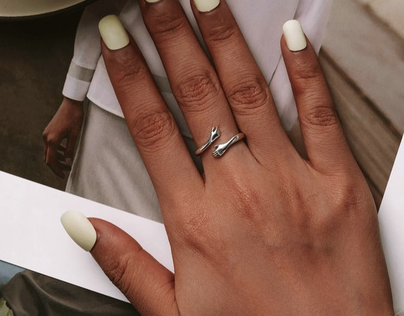 Bague Femme Style Moderne Ajustable Mains Enlacées Idée Cadeau Symbolique