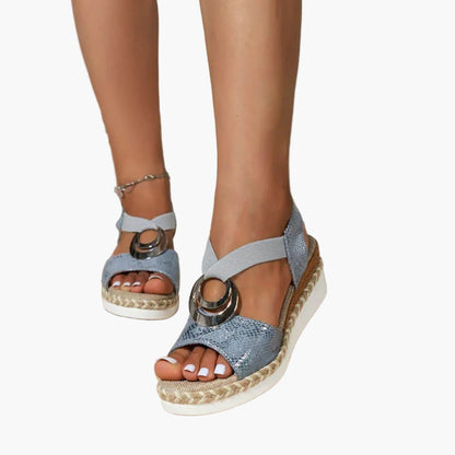Sandales compensées femme style tendance urbain été