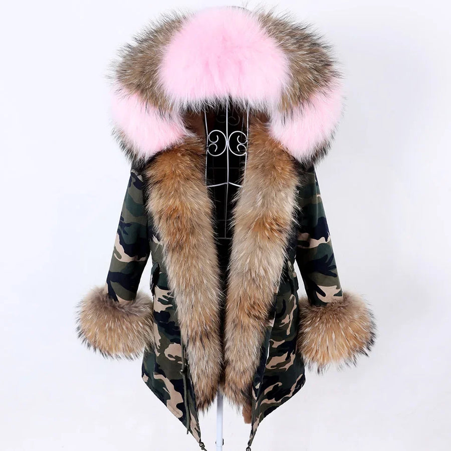 Dameparka med hette kantet med syntetisk pels og avtakbart fôr, lange ermer