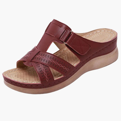 Sandales à enfiler confort compensées pour femmes – Style chic et usage quotidien