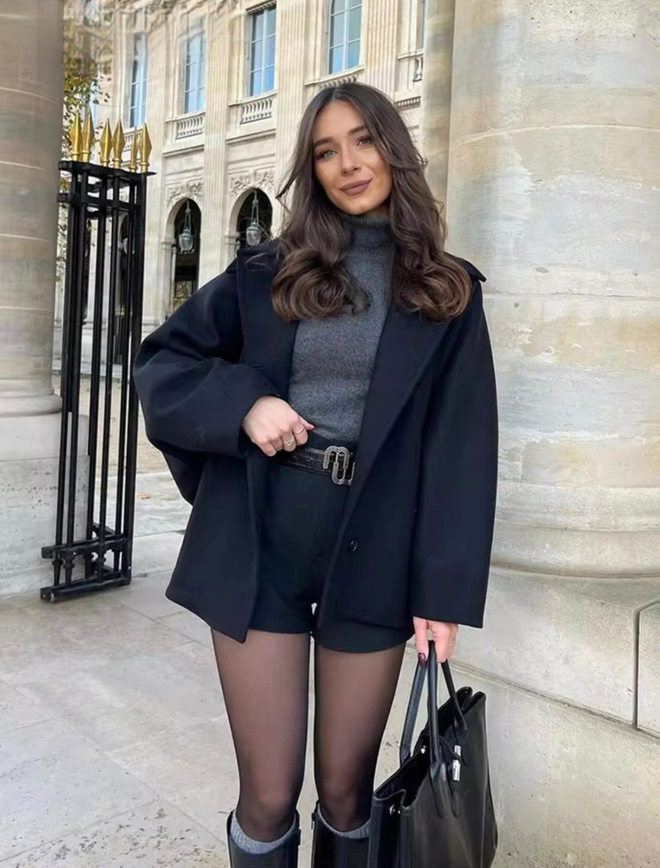 Abrigo oversize para mujer estilo urbano chic – Ideal para salidas elegantes y cotidianas