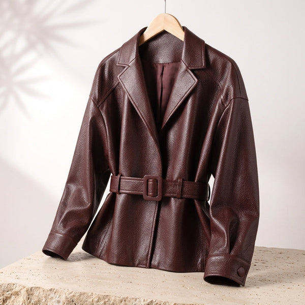 Giacca corta da donna con texture, collo a revers e cintura