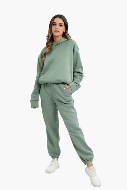 Women's Casual Hoodie and Jogging Set for Relaxation and Leisure