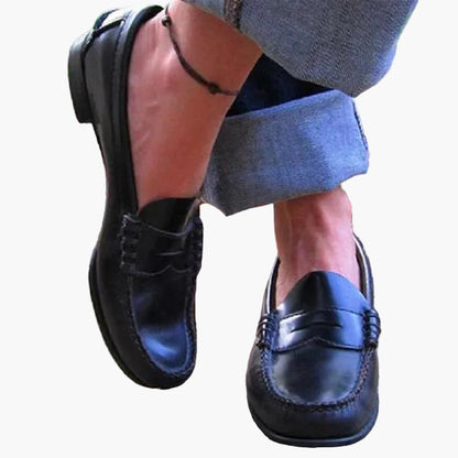 Elegante herremokkasiner i klassisk stil – komfortable og alsidige sko til hverdag