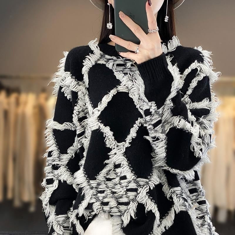 Damestrui met zwart-wit geometrisch patroon en rafelige details