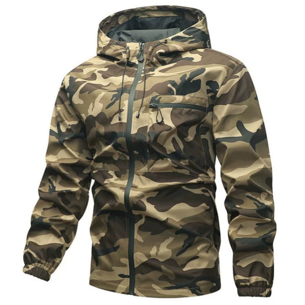 Men's camouflage jacket with hood and zip fastening