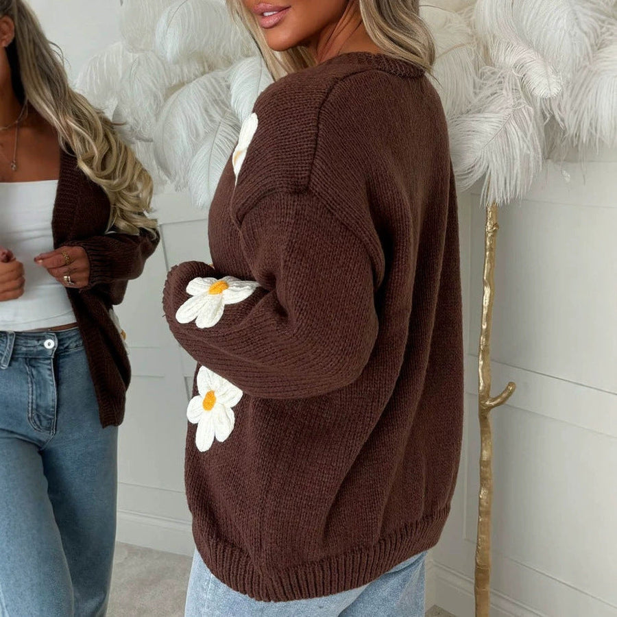 Offene Damen-Strickjacke mit aufgestickten Margeritenmotiven