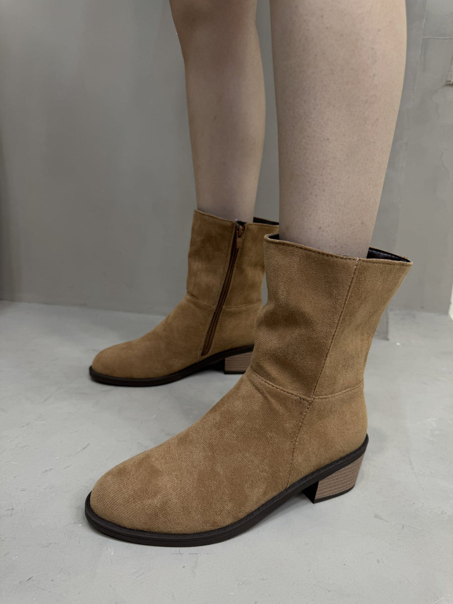 Bruine damesenkellaarsjes met suède-look en brede hak