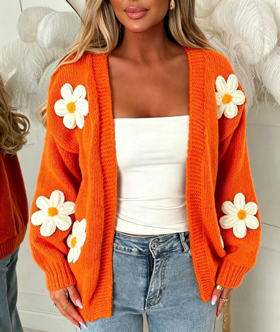 Offene Damen-Strickjacke mit aufgestickten Margeritenmotiven