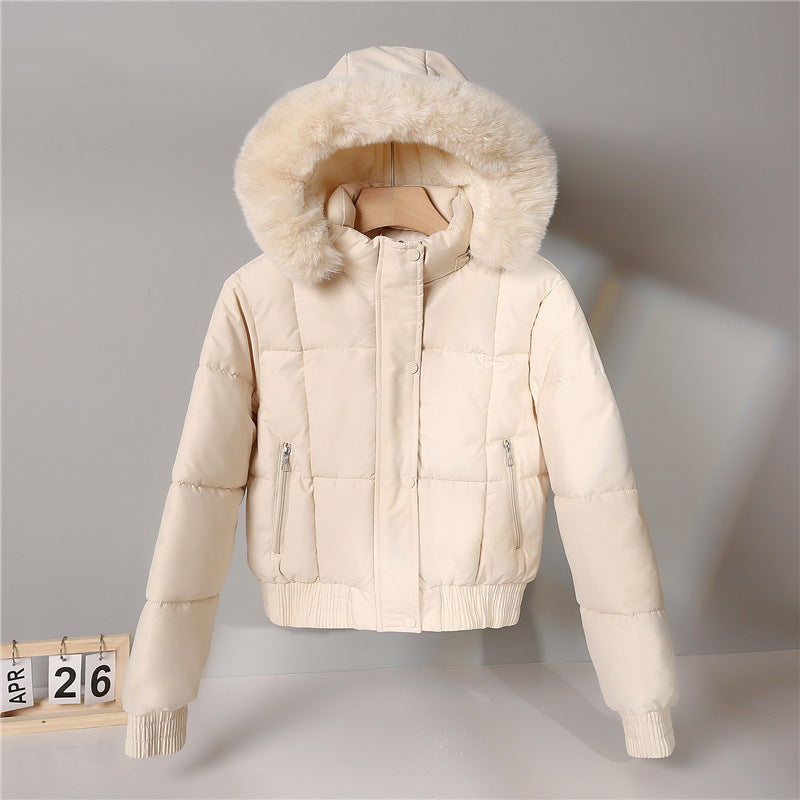 Women's short hooded puffer jacket with faux-fur trim