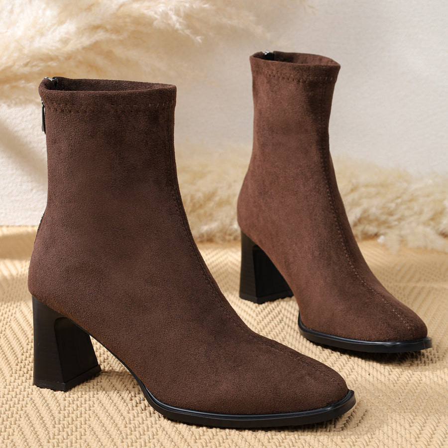 Bottes courtes à talons carrés et fermeture éclair arrière pour femme