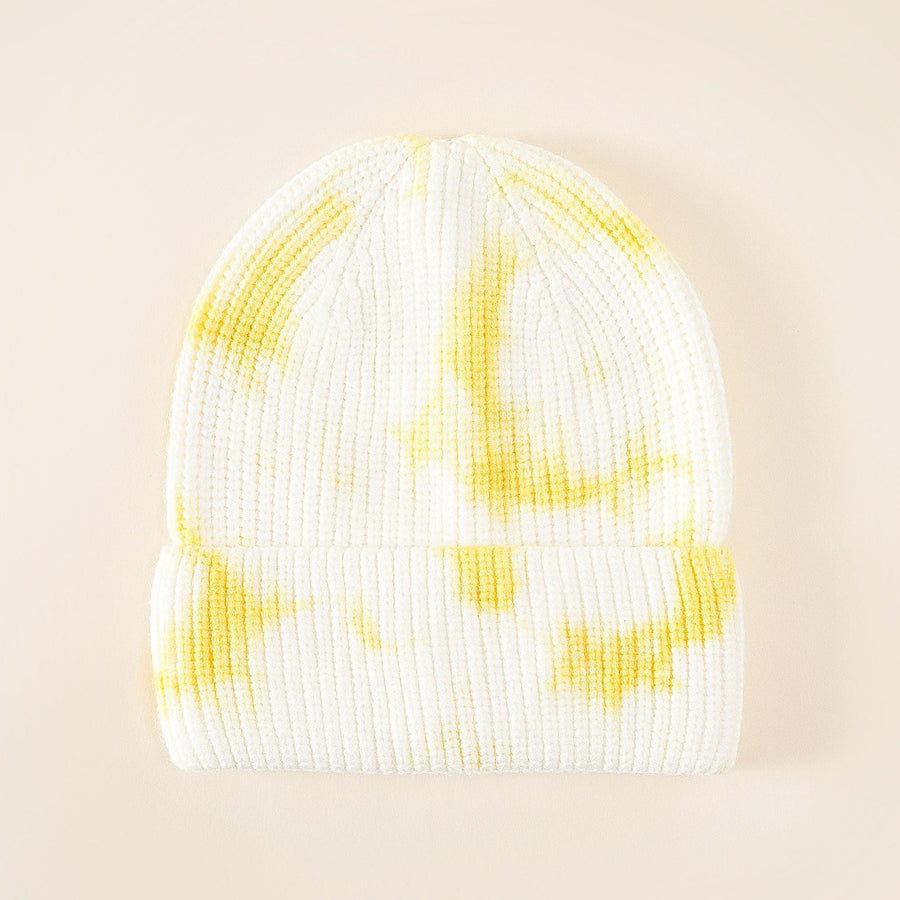 Tie-dye-mössa i ribbstickat material