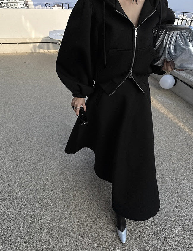 Ensemble jupe longue et sweat à capuche zippé manches bouffantes
