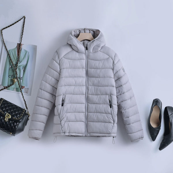 Piumino trapuntato con cappuccio e chiusura con zip da donna