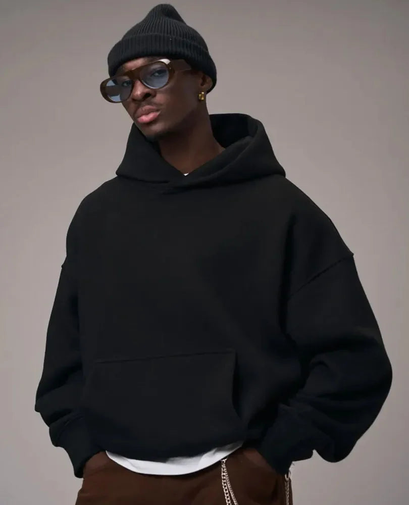 Men's oversized hoodie with kangaroo pocket in red