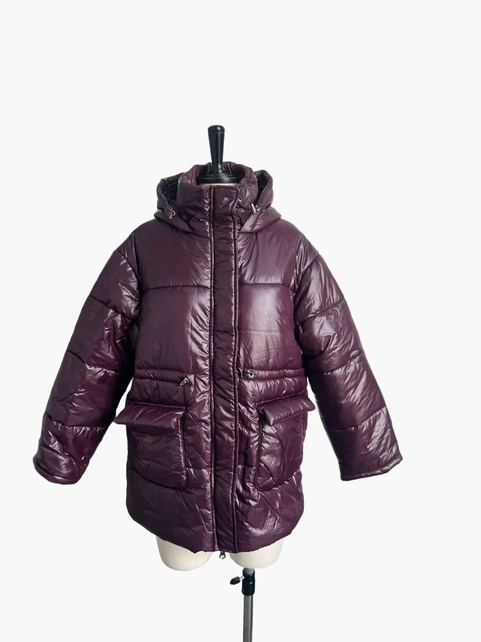 Gesteppter Damen-Wintermantel mit Kapuze, warmer und trendiger urbaner Stil