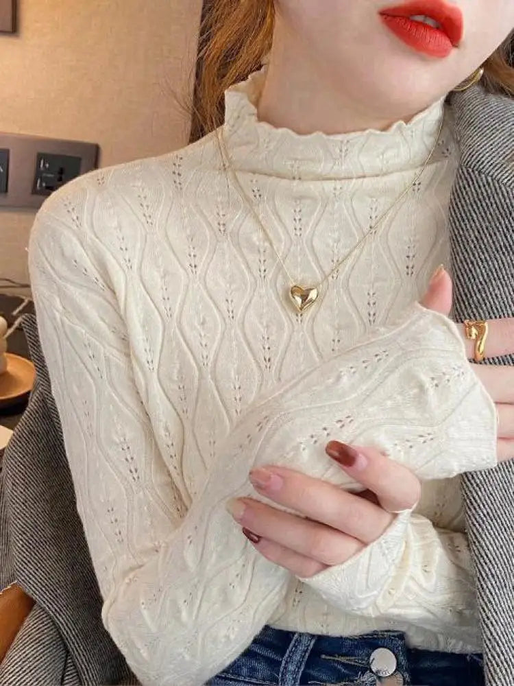 Graues geripptes Langarmshirt mit Stehkragen und Lochmuster