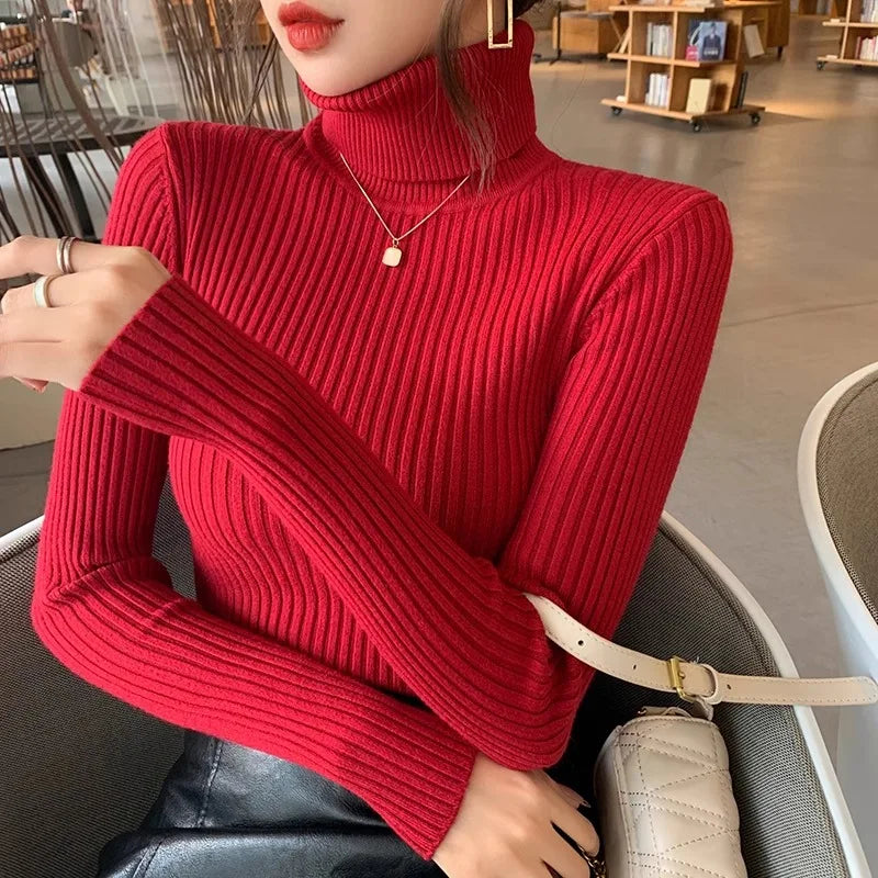 Figurbetonter Damen-Rollkragenpullover aus Rippstrick mit langen Ärmeln
