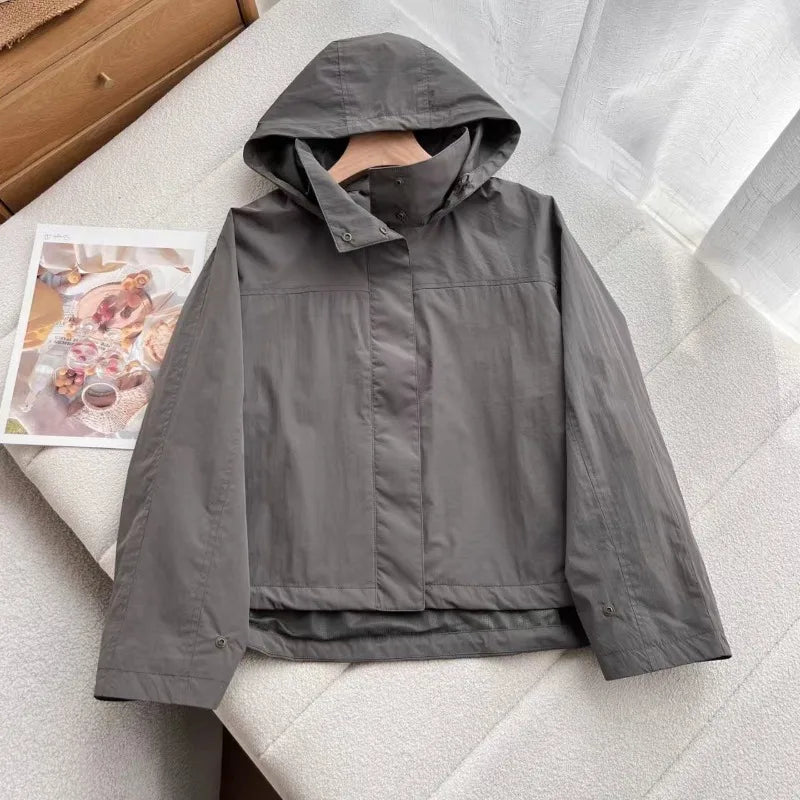 Blouson court à capuche femme avec cordon de serrage taille, couleur unie