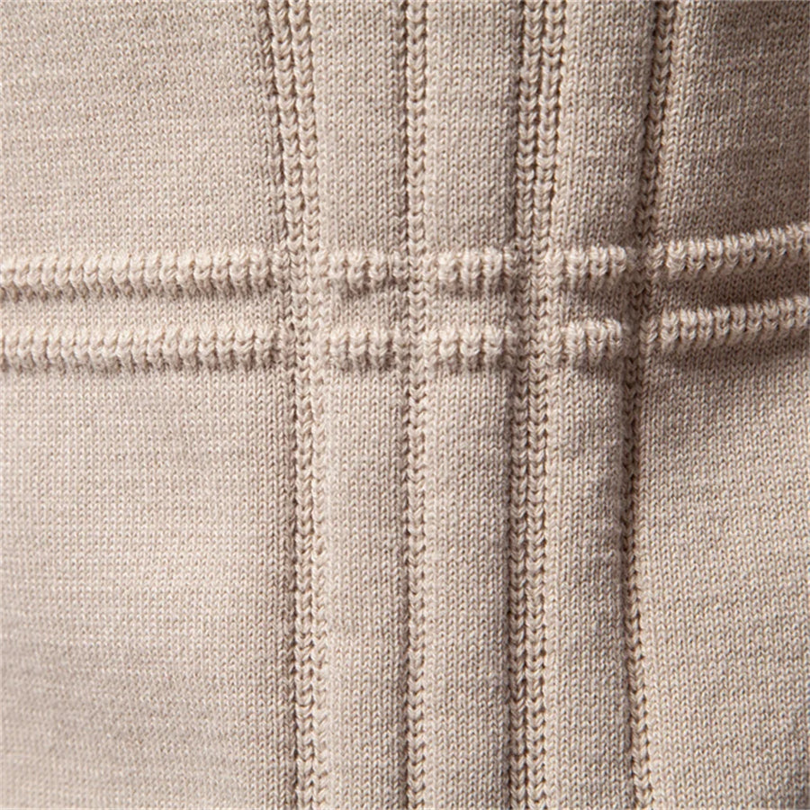 Suéter de hombre de cuello redondo, tejido con motivos texturizados, beige